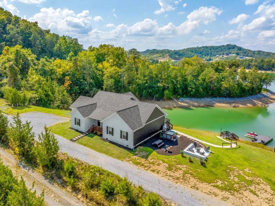 Lake Front Home, Only 18 Miles To Pigeon Forge! Sevierville Exterior photo